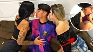 BEIJEI TODAS MINHAS AMIGAS