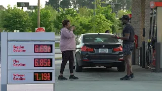 Paying For Strangers Gas In Atlanta