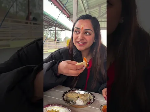 Teekhi Mirchi🌶️🥵 #shorts #trendingshorts #momos #foodlover #comedy #viral #meghachaube