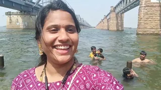 Vlog with Rajamandry Godavari and food restaurant @rojukokakadha59 #tour #trending