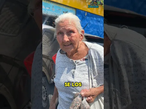 Ayudando a abuelita🥹 #ayuda #altruísmo #emprendedores #elsalvador #bendiciones #sivardoctor