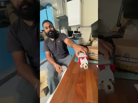 UNBOXING MY EPIC MINECRAFT DOG TOY