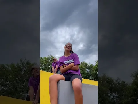 A NONÔ NÃO SABE BRINCAR!! 👻👻