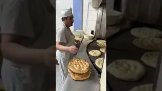 Baking barbari bread in Iran  درحال پخش است!