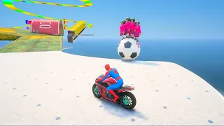 سبايدر مان اصعب دراجة نارية فوق اسماك القرش - Superheroes Ride on Motorcycle Stunt Funny Moments??