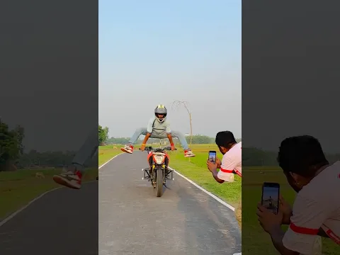 KTM Stunt Crash 😱😭 #shorts #ktm #ytshorts