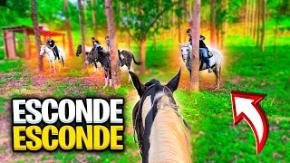 ESCONDE ESCONDE a CAVALO com os PEÃO ABEIA