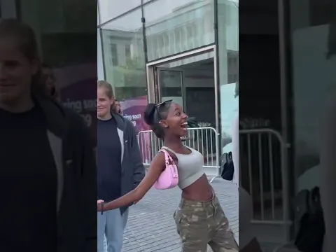 Mes lacets prank 🌹😂😂 (leur réaction 🤣)