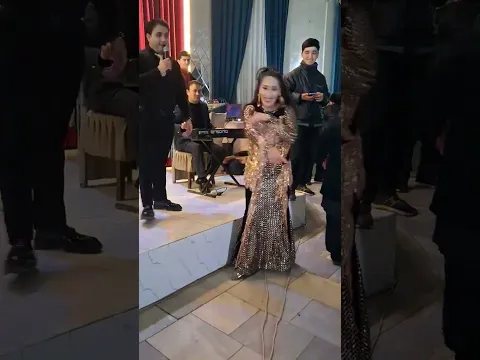 raqisga tushishni bopladi opa ommaviy hammaning koʻz oldida