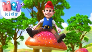 Pe-o ciupercă mare 🍄  Cântec pentru copii | HeyKids