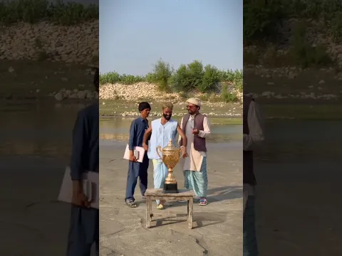 الشيخ اشترى الثور.. بس النهاية كانت صدمة! 🤯