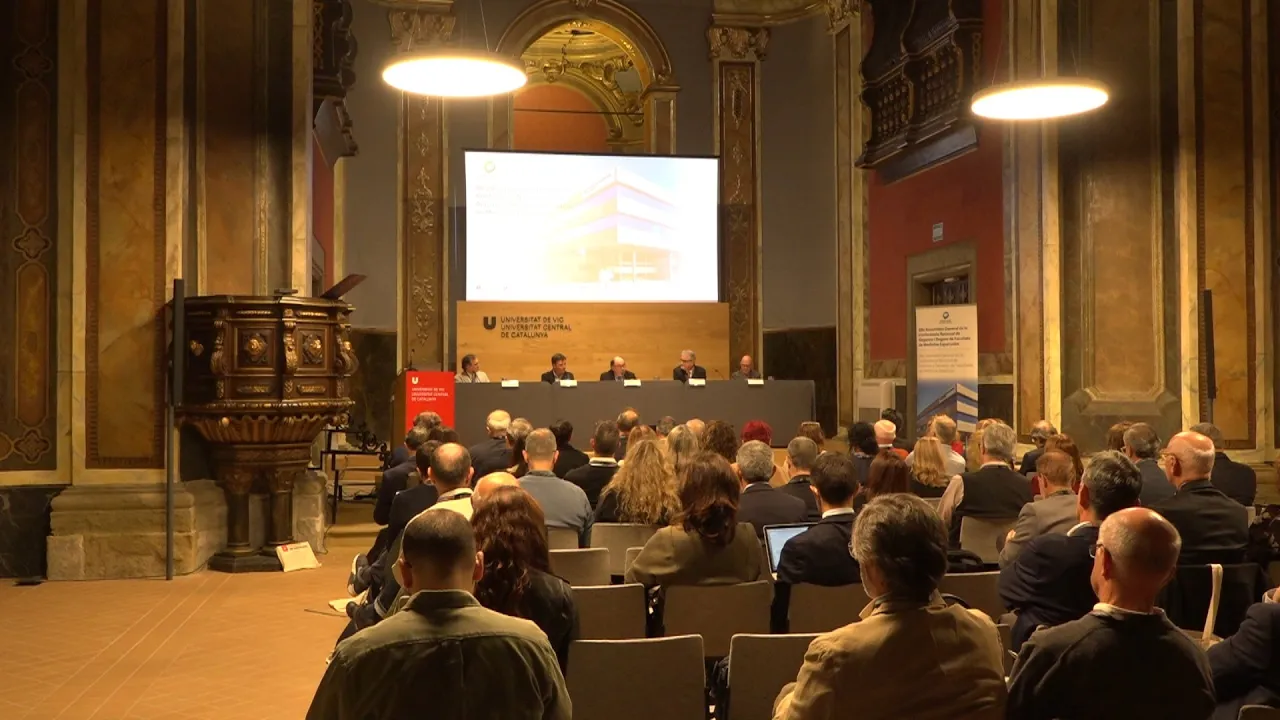 L’Assemblea General de Degans de Medicina se celebra a la Universitat de Vic, després de 12 anys
