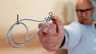 ESTE JUGUETE NO ES PARA NIÑOS!!! Ten cuidado donde disparas!
