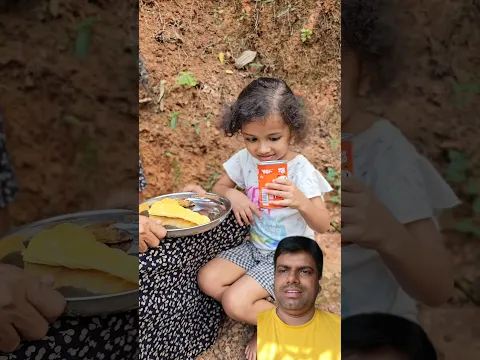 डिब्बे के अंदर से निकला ये क्या?! 😱 Chips और Chocolate का खजाना! #Shorts