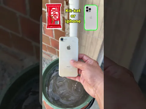 Iphone Or Kitkat? 😬 #comentandu