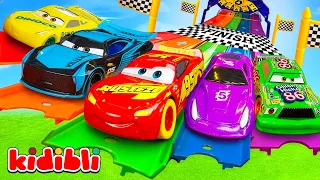سباق سيارات الألعاب السريع🚗من سيربح؟ بطولة السيارات الصغيرة المثيرة ومغامرات اللعب للأطفال| Kidibli