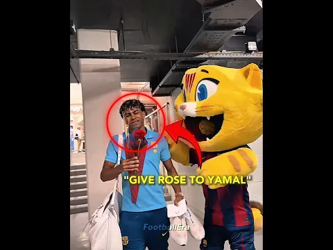 Yamal Finally Danced With The Mascot!