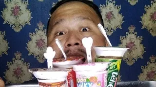 yuk makan es cream