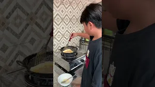 ก็อร่อยอยู่นะ “It's delicious”