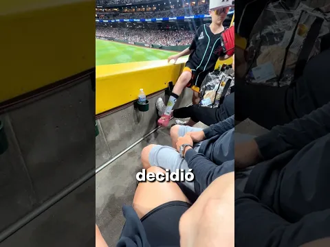 SE ARREPINTIÓ DE METERSE CON EL CHICO (1)