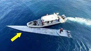 Küstenwache Stoppt Seltsames Blaues Boot. Was Sie Fanden, Schockierte Die Ganze Welt!