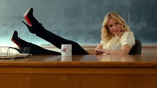 أحمر وأنا شقيان يا لالالالي🩱🔥.. ملخص فيلم Bad Teacher 🧖🏼‍♀️