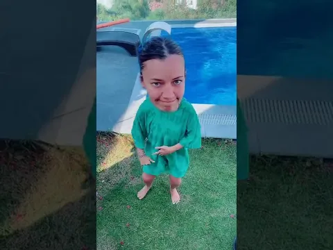 Ne Güzel Sıcacık Yüzüyor #Shorts