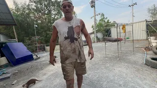 A punto de morir hoy (Atacado brutalmente)