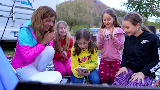 🤑 BOGAT vs SĂRAC 😶‍🌫️ în CORT vs AUTORULOTĂ 🚐