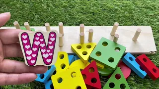تعليم الحروف الانكليزية المختبئة بداخل المكعبات الخشبية🤠🔠 هيا ندعبس عنها🤔😎#preschool