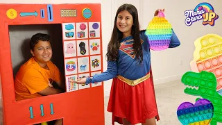 Máquina de vendas gigante de Fidget Toys Maria Clara e JP | Giant Vending Machine Fidget toys