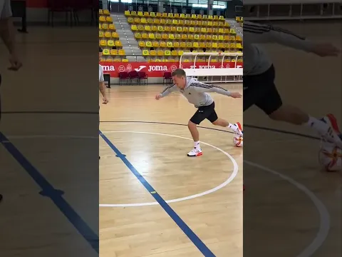 Amazing reactions from Toni Kroos! 🤩 #football #soccer #Shorts #kroos #realmadrid