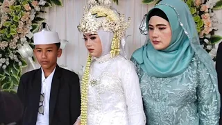Pernikahan Viral Di Kampung Cidomas Sumedang