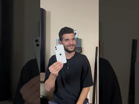 لما تكون تعشق الآيفون 😂✌🏻🤣