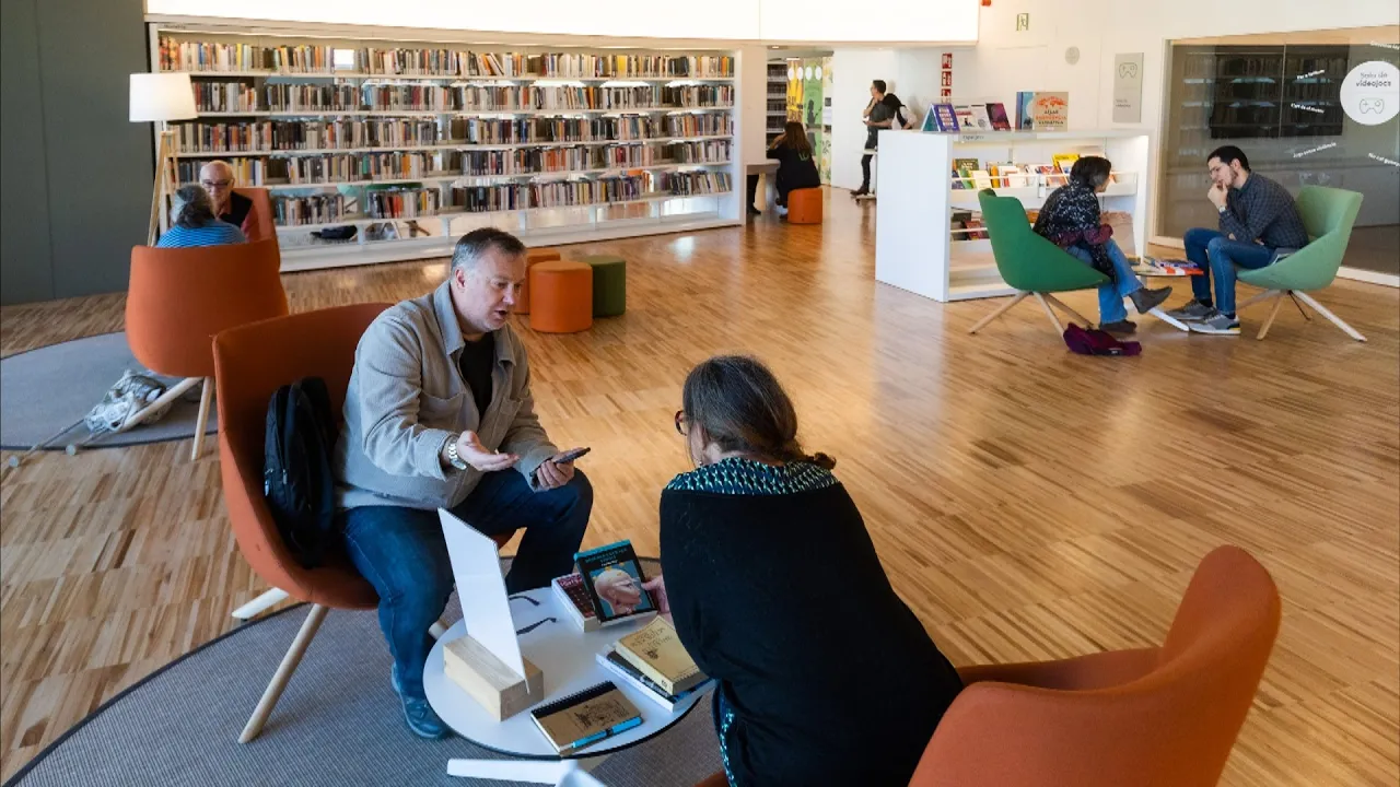 La biblioteca Pilarín Bayés organitza les primeres Cites literàries exprés