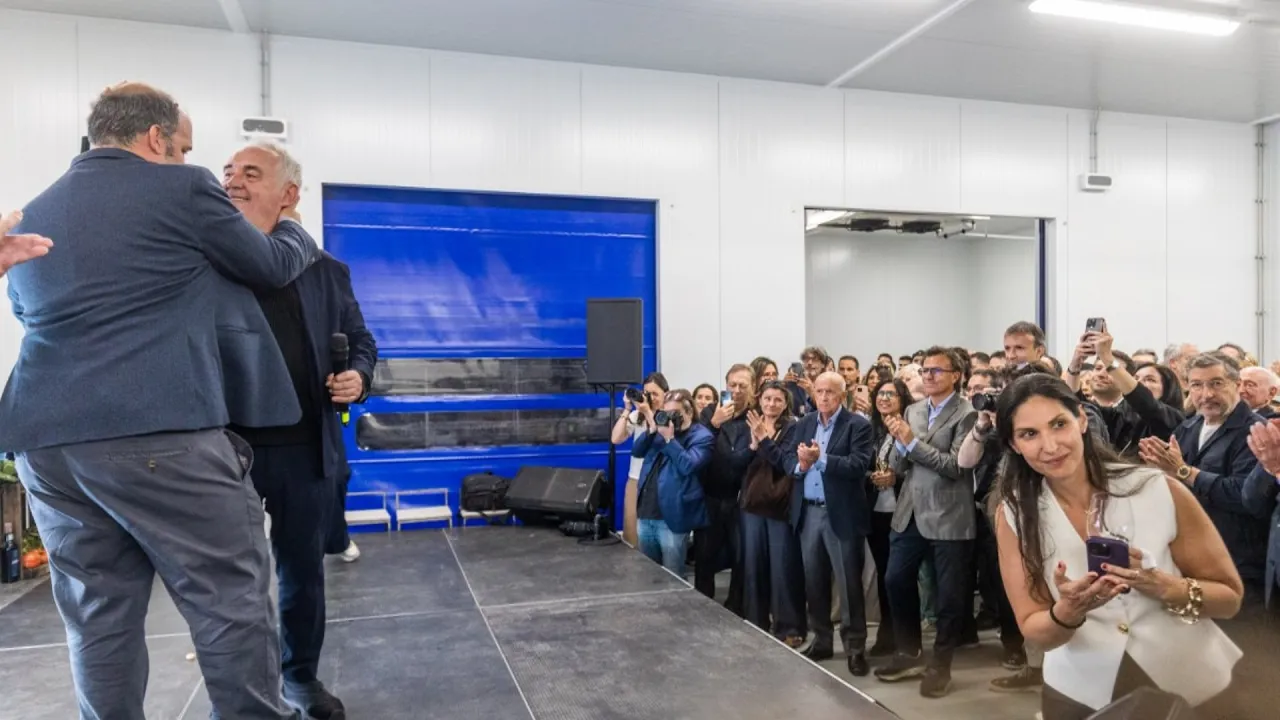 Ferran Adrià tanca a Tona la polèmica amb Santi Santamaria