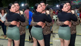 Que bonita la minifalda  y  Que chualda de baile en esta belleza calentana |Ajuchitlan Del Progreso