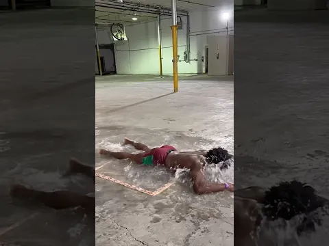 Oh Ai 😂 #viralvideo #funny #speedyp #ai #ishowspeed #comedy #aishorts #mrbeast #bloopers #aishorts