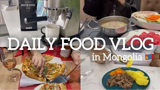 Daily food vlog in Mongolia | pizza, sippin wine, grocery shopping, unboxing, dessert idea, working