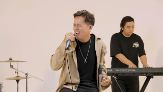 "ហត្ថលេខាទឹកភ្នែក" Official  ft Kang Piseth