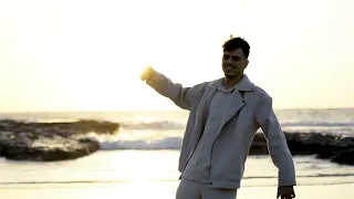 Almoez - Fek 3youn (4K Music Video) | المُعز - فيك عيون (يا أجمل ضحكة ونظرة) [Prod. @EzzoAlomamy]