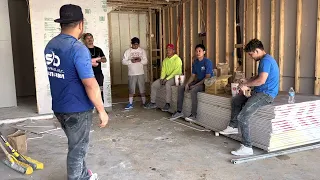 Le hicimos otra broma al patrón , haber si no nos corre 😂😂😂