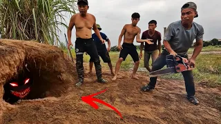 Brave Hunter And Spider-Man Kill Violent Monsters Gorillas