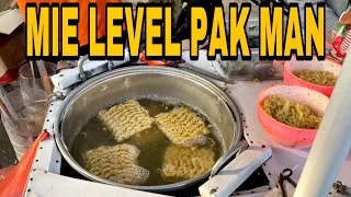 BELI MIE LEVEL PAK MAN BARENG SIMASWAJAN || HAYUYUYUUU KULINER