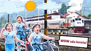 sepedah hamidah hilang saat melihat kereta api !! #funny #keretaapi #anak #train