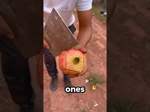The Right Way to Peel a Pomegranate
