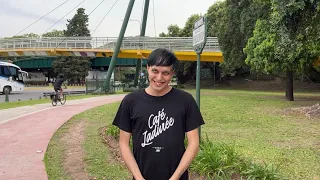 La verdadera voz de hola niños