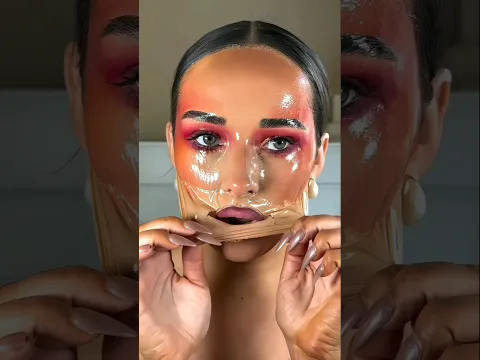 दीदी चेहरे के साथ बहुत बुरा किया 😱🤯~working art skillwood/ hand crafts / #shorts #shortsfeed #makeup