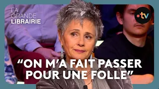Anouk Grinberg brise le silence sur les violences qu'elle a subies - La Grande Librairie