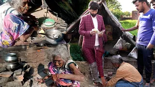 80 साल की बुजुर्ग मां कई वर्षो से, इस हाल में कैसे अपनी जिंदगी को जी रही है!😭 Very Emotional Video